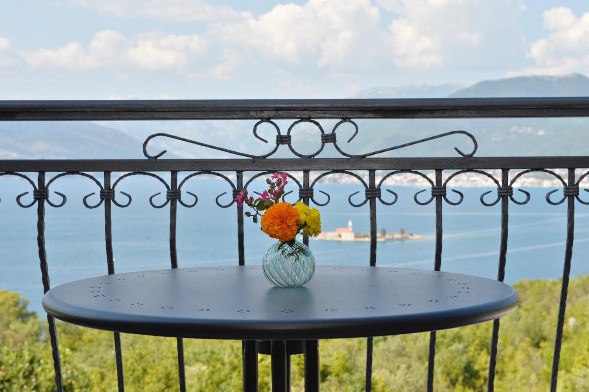 Villa Vista Azzurra Tivat Zewnętrze zdjęcie